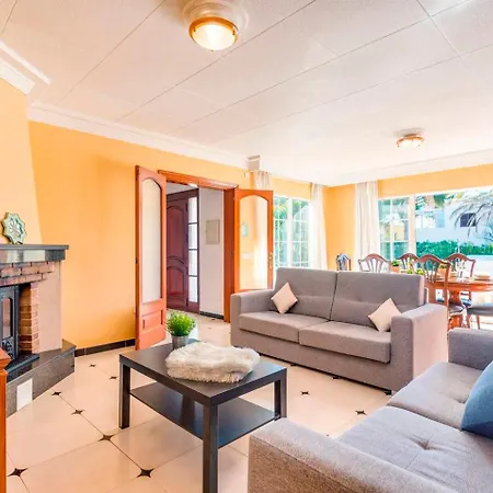 Villa Joel - Casa Con Piscina Cerca De La Playa *