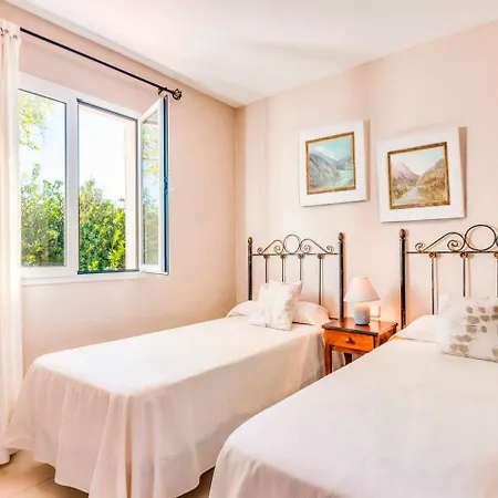 Villa Joel - Casa Con Piscina Cerca De La Playa *