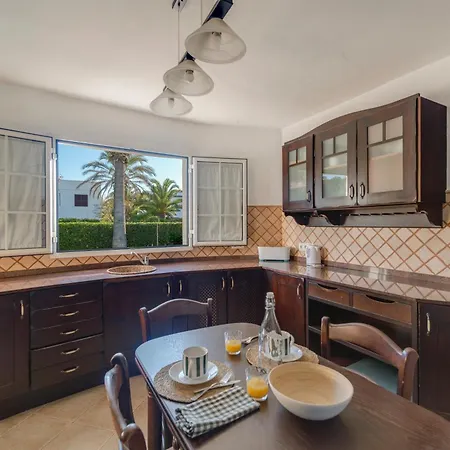 Villa Joel - Casa Con Piscina Cerca De La Playa Son Carrio (Menorca)