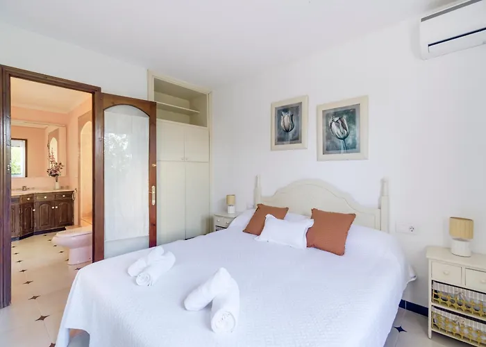 Joel - Casa Con Piscina Cerca De La Playa