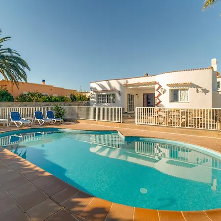 Joel - Casa Con Piscina Cerca De La Playa